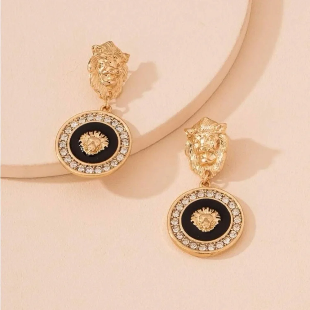 90’s Style Glam Gold & Black Lionhead Door Knocker Statement Earrings - Picture 13 of 13